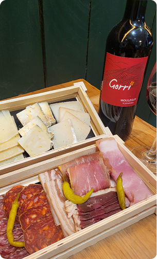 plateaux de fromages et charcuterie à Boulogne-Billancourt dans les Hauts-de-Seine 92